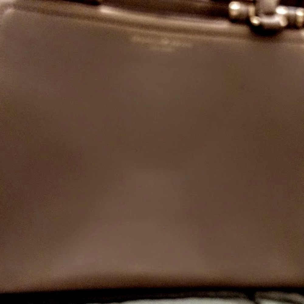 DKNY - Stunning speed bag in excellent condition